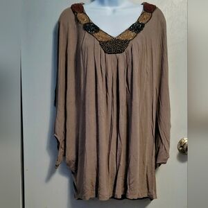 K. Jordan Bat Wing Top Beaded Collar Size 2XL